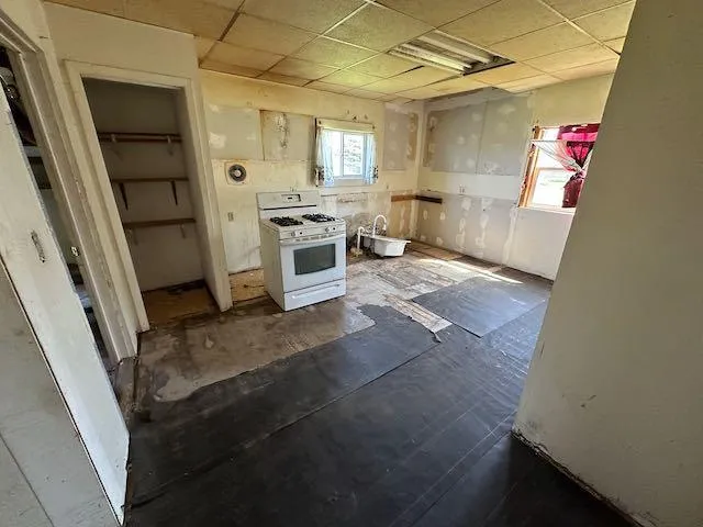 $77,000 | 807 County Road 6, Renville, MN 56284