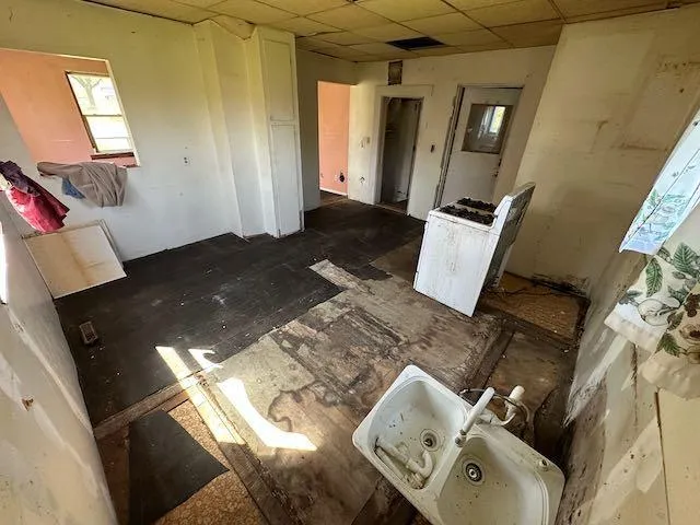 $77,000 | 807 County Road 6, Renville, MN 56284