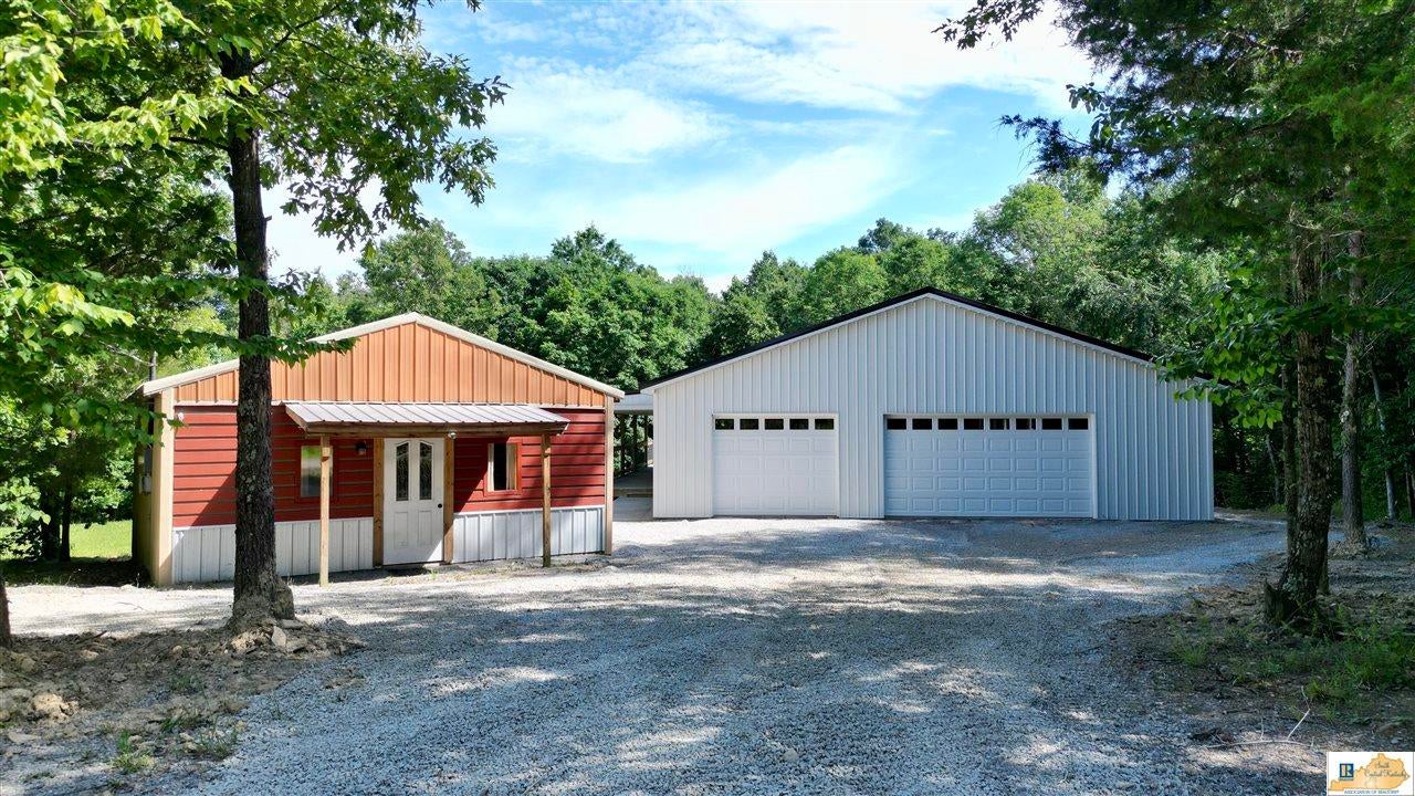 1923 Jr Loy Road Columbia, KY 42728 - Photo 2 of 60 Gallery Image 2