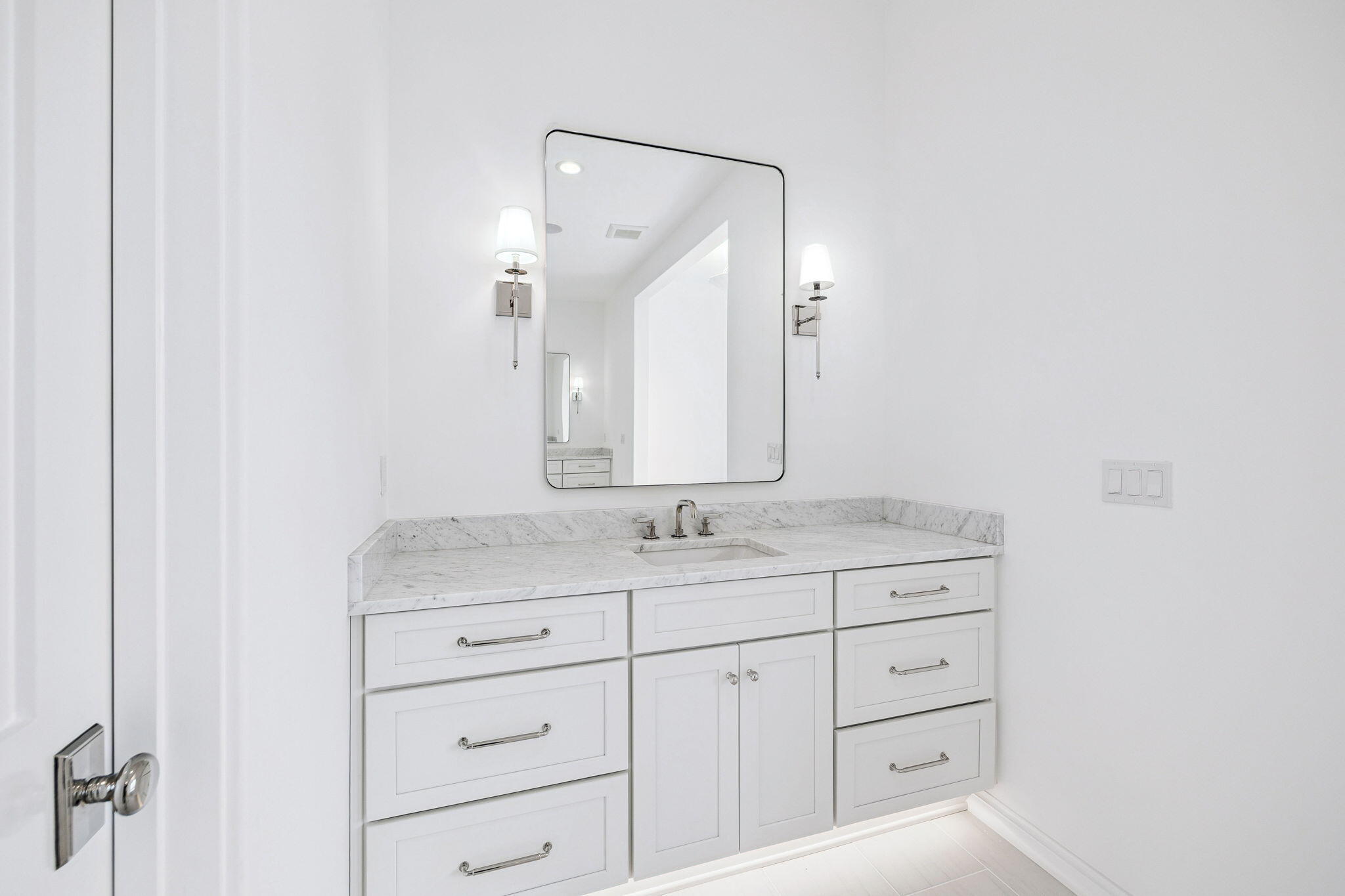 970 Windsong Dr Inlet Beach Inlet Beach, FL 32461 - Photo 43 of 78 a bathroom with a granite countertop sink mirror and