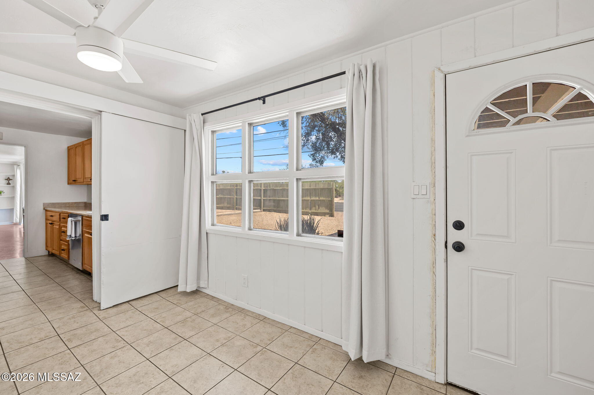 510 South Country Club Road Tucson, AZ 85716 - Photo 19 of 33 Extra Room off Kitchen