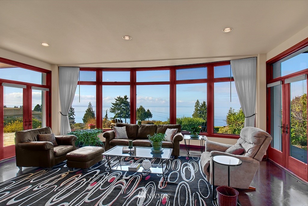 16915 Talbot Road Edmonds, WA 98026 - Photo 7 of 15 Gallery Image 7
