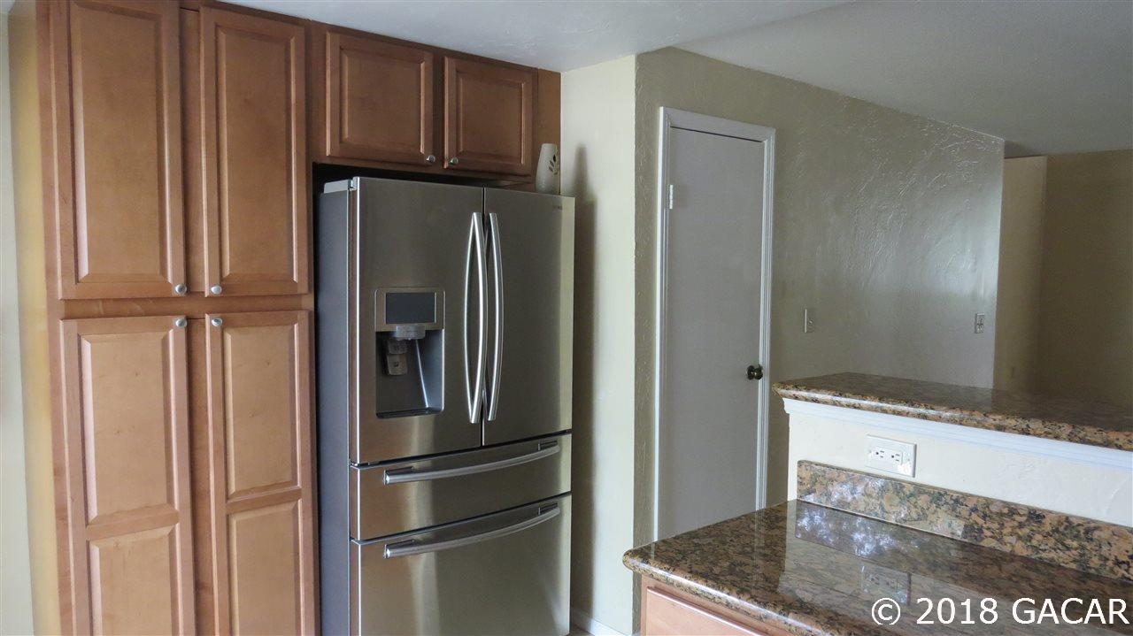 717 Southwest 75th Street, Unit 204 Gainesville, FL 32607 - Photo 2 of 20
