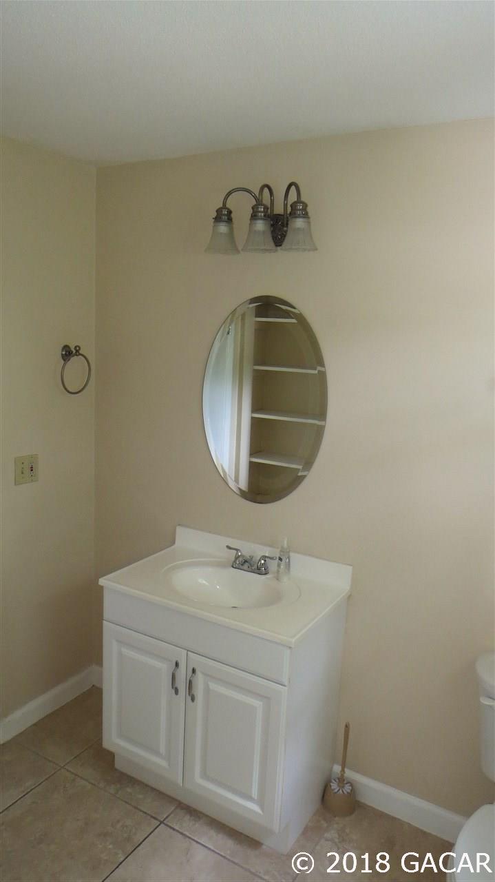 717 Southwest 75th Street, Unit 204 Gainesville, FL 32607 - Photo 13 of 20