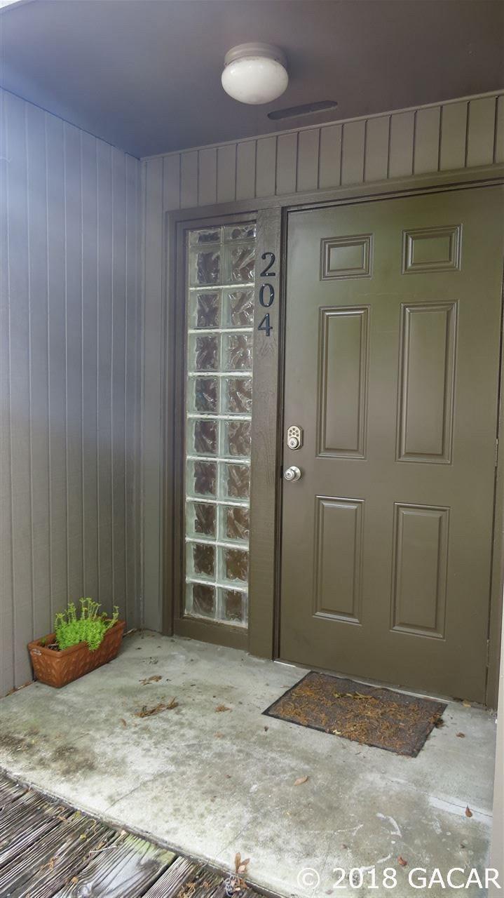717 Southwest 75th Street, Unit 204 Gainesville, FL 32607 - Photo 16 of 20