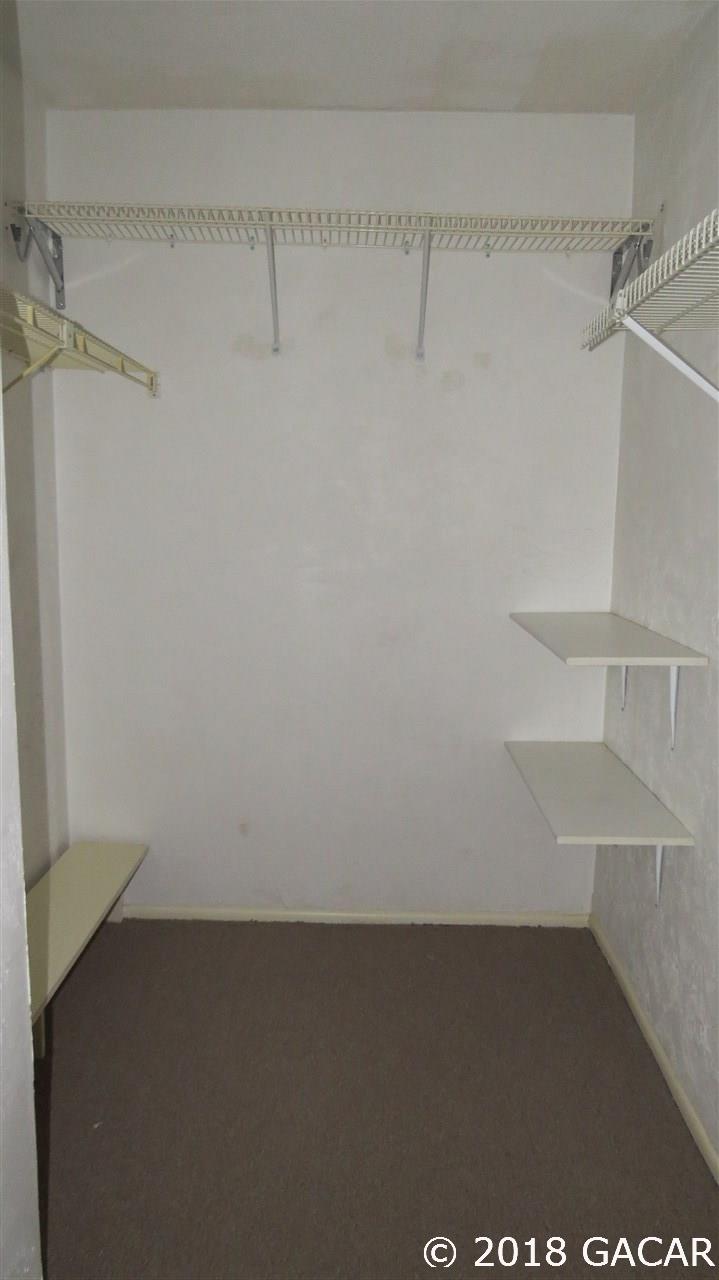 717 Southwest 75th Street, Unit 204 Gainesville, FL 32607 - Photo 8 of 20