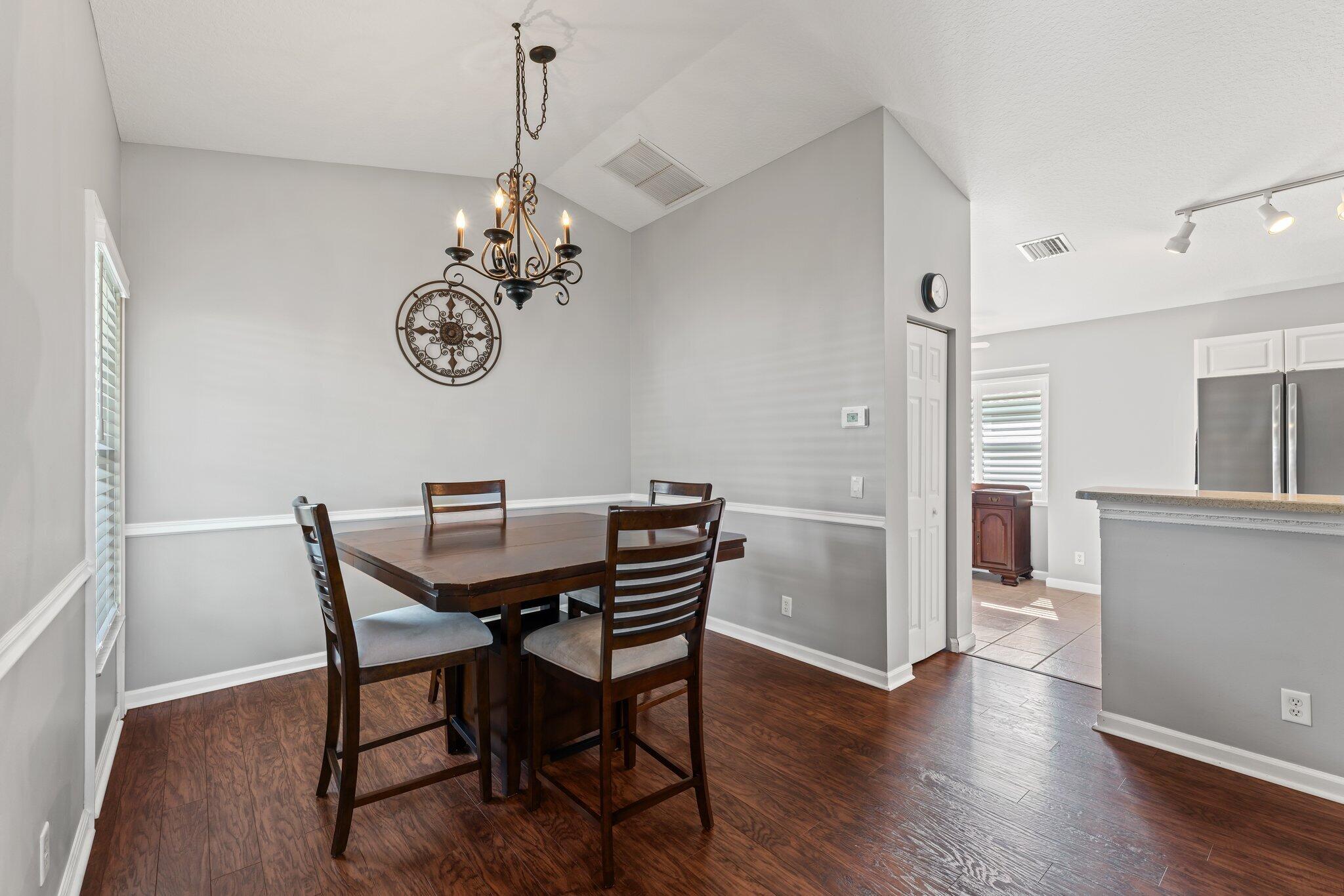 2691 Southwest Riviera Road Stuart, FL 34997 - Photo 5 of 53 Living Room