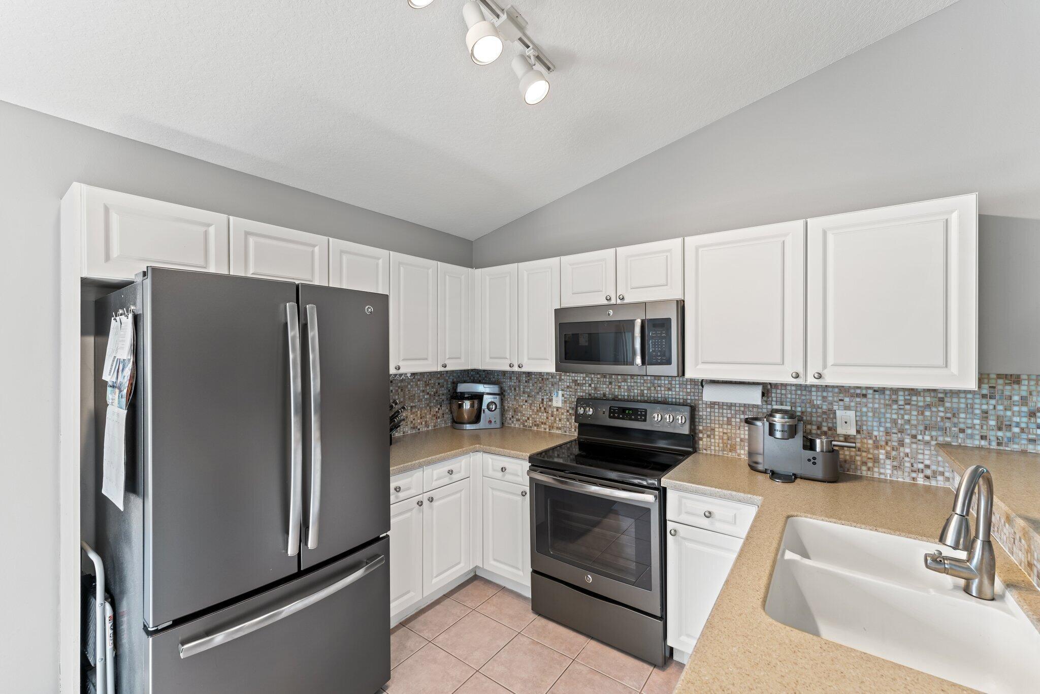 2691 Southwest Riviera Road Stuart, FL 34997 - Photo 9 of 53 Kitchen 2