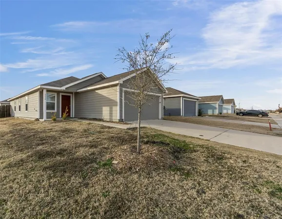 $205,000 | 5430 Longshadow Drive, Princeton, TX 75407