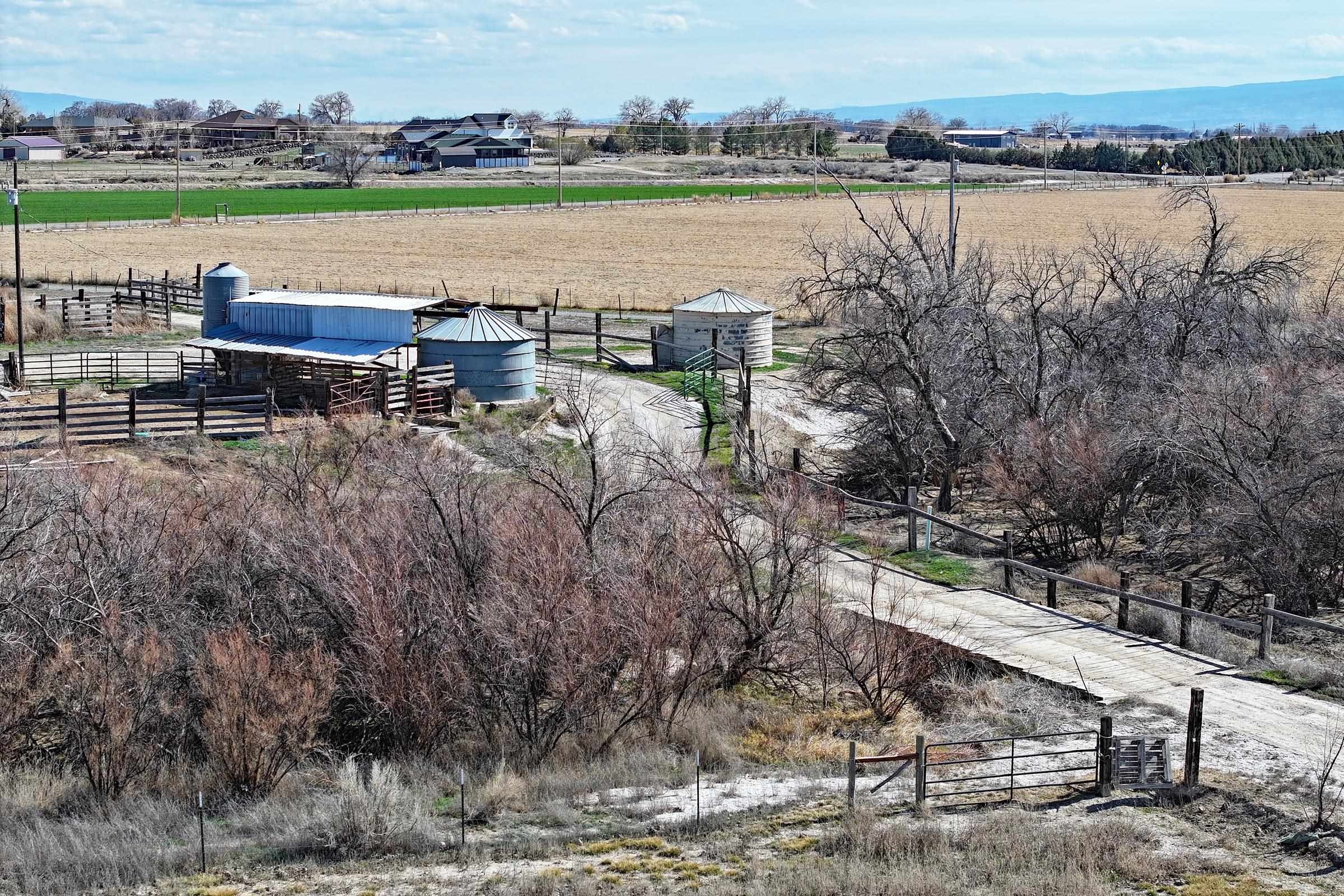 1537 19 Road Fruita, CO 81521 - Photo 23 of 34