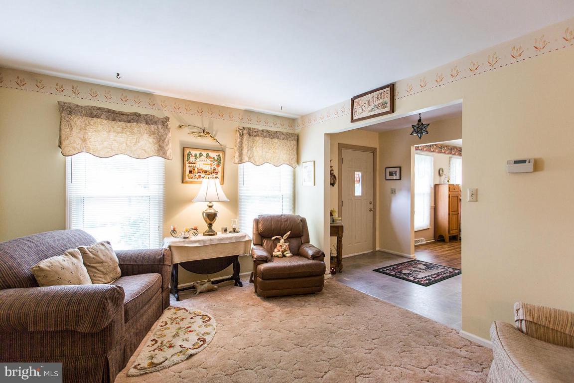 141 Ridings Way Lancaster, PA 17601 - Photo 8 of 61 Gallery Image 8