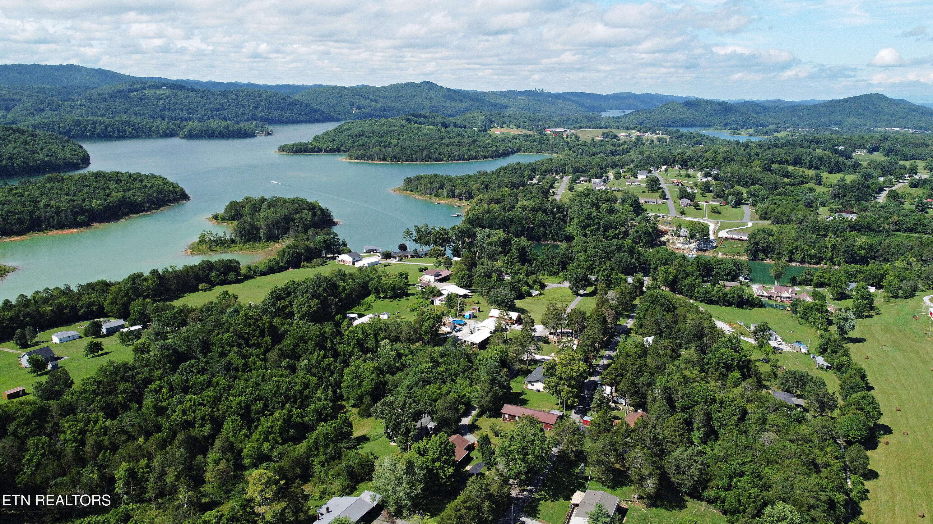 121 Harness Road New Tazewell, TN 37825 - Photo 55 of 59 DJI_0322