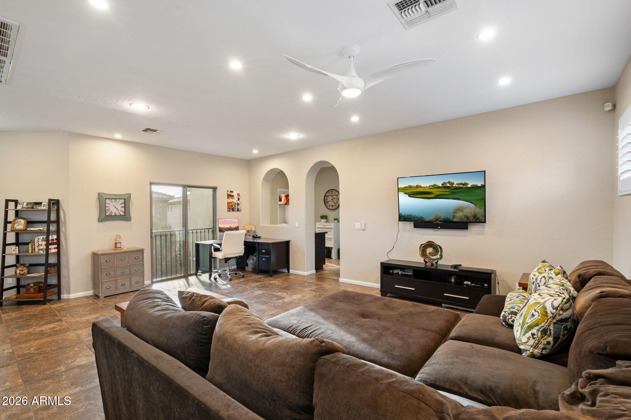 3729 East Robin Lane Phoenix, AZ 85050 - Photo 20 of 57 20-web-or-mls-DSC05827