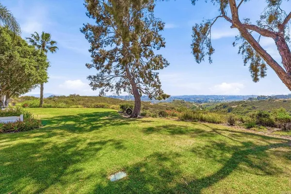 $735,000 | 134 South Jayton Lane, Encinitas, CA 92024