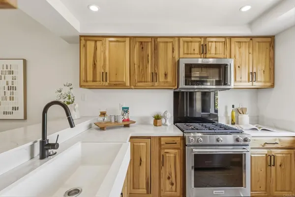 $735,000 | 134 South Jayton Lane, Encinitas, CA 92024