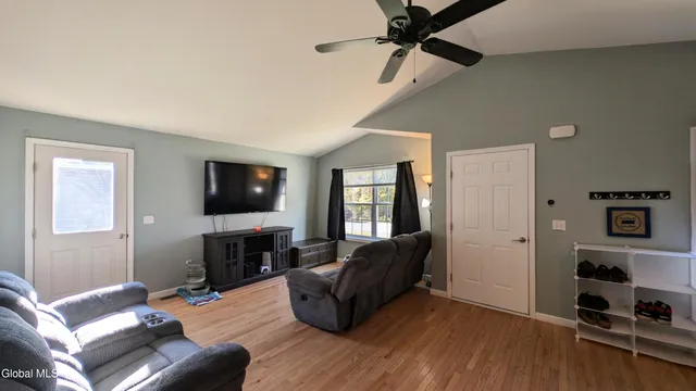 $299,900 | 10 Feeder Bend, Glens Falls, NY 12801