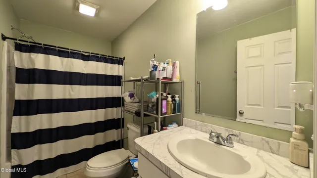 $299,900 | 10 Feeder Bend, Glens Falls, NY 12801