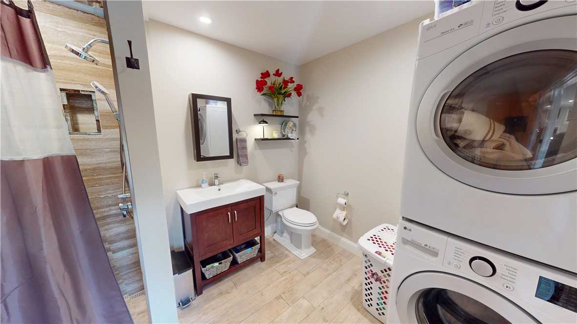 160 Bungy Road Glocester, RI 02857 - Photo 18 of 50