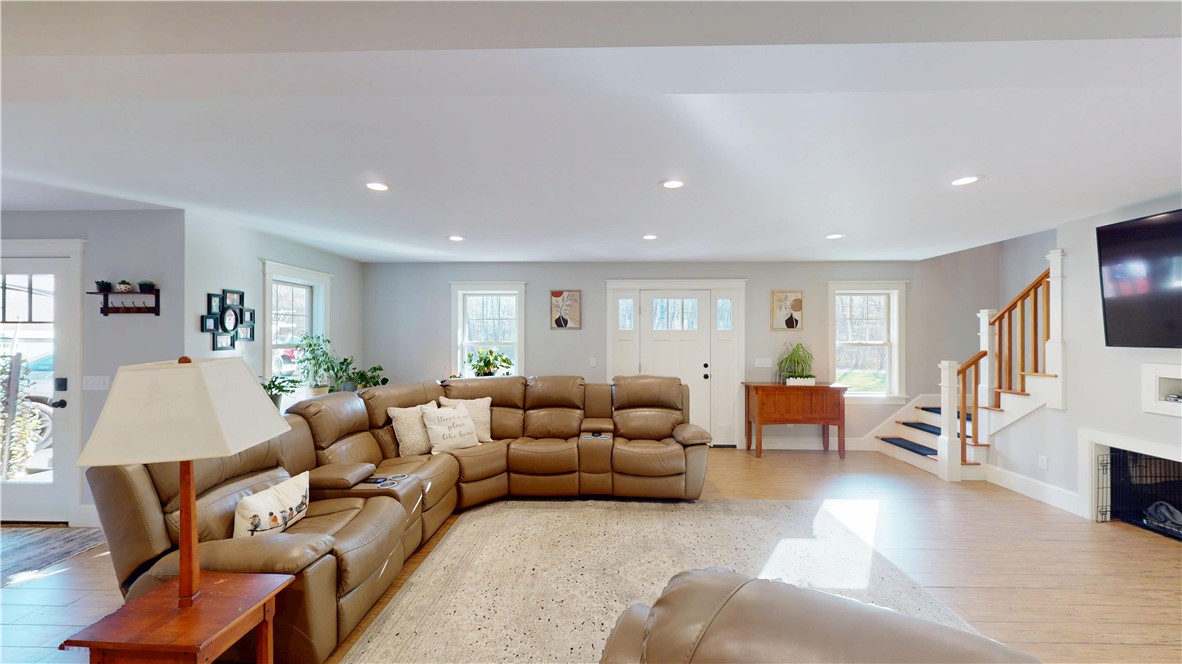 160 Bungy Road Glocester, RI 02857 - Photo 23 of 50