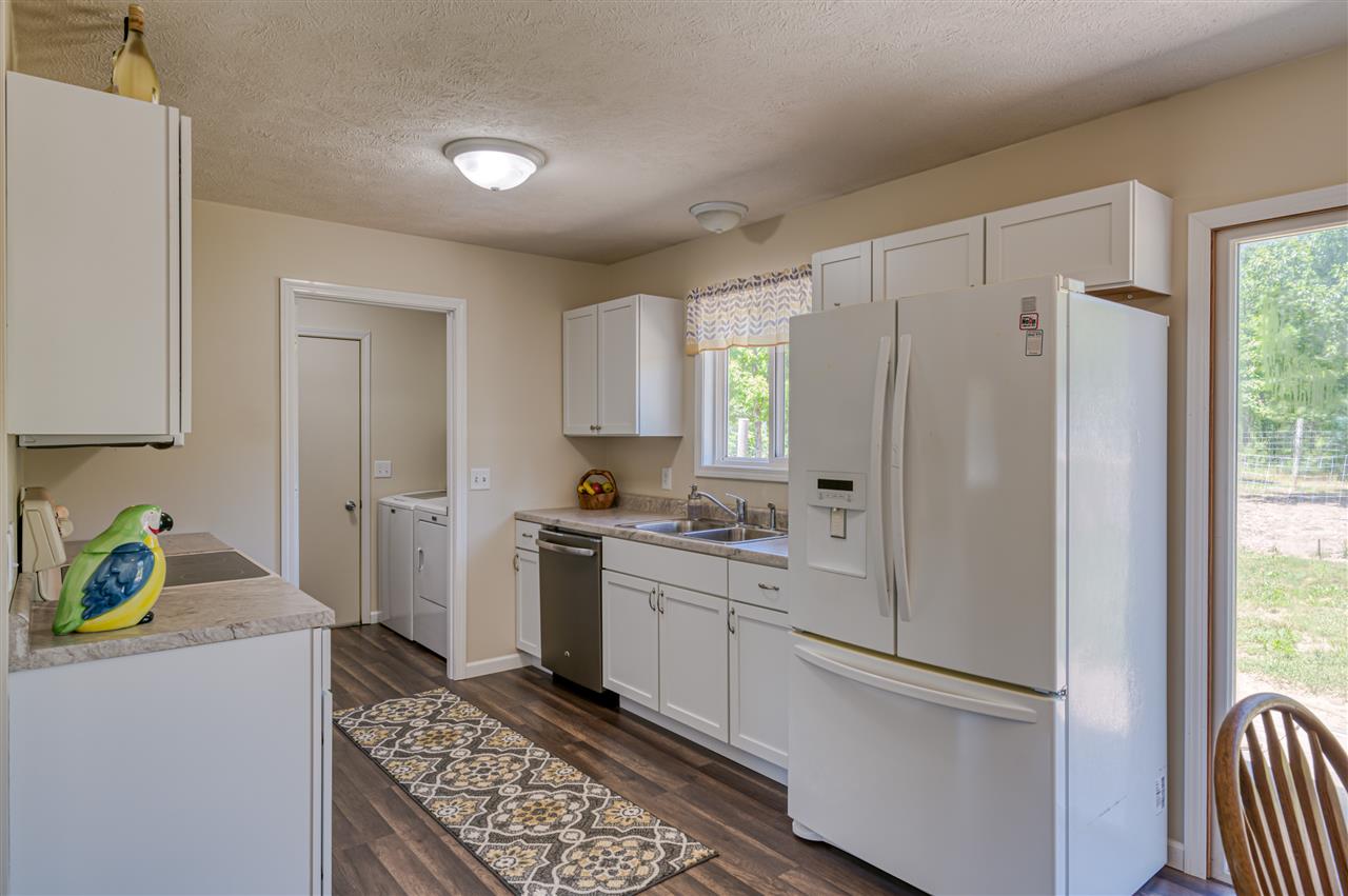 11416 Riley Road Interlochen, MI 49643 - Photo 12 of 39 1874950-11.JPG