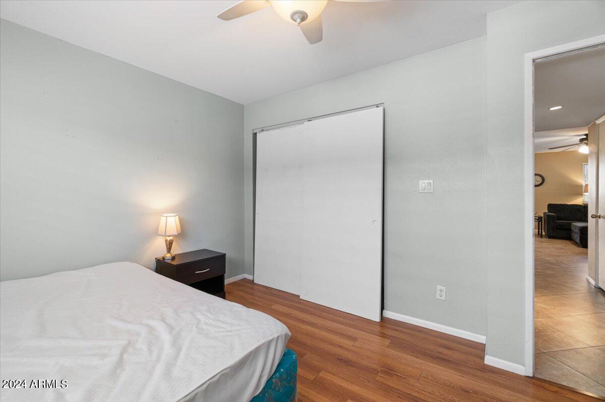 5525 East Thomas Road, Unit D4 Phoenix, AZ 85018 - Photo 13 of 27 15-Bedroom 1