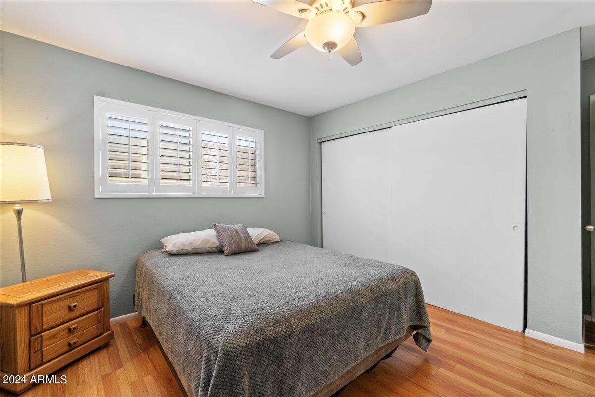 5525 East Thomas Road, Unit D4 Phoenix, AZ 85018 - Photo 18 of 27 20-Bedroom 2