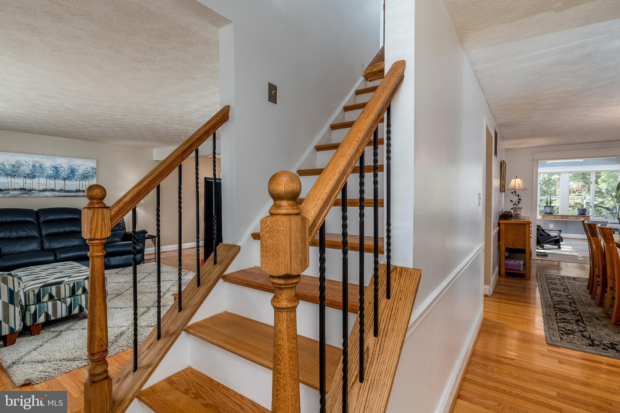 7702 Baggins Road Hanover, MD 21076 - Photo 5 of 31 Foyer View