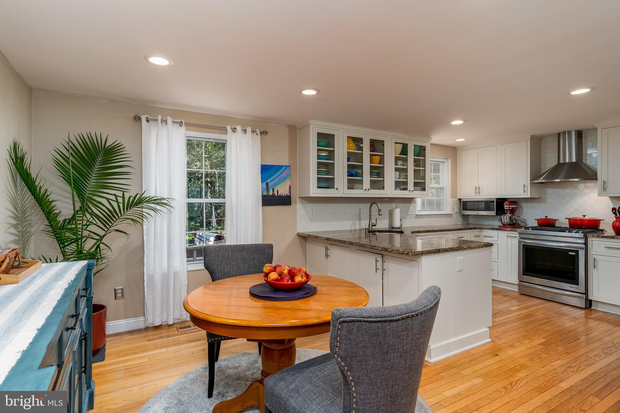 7702 Baggins Road Hanover, MD 21076 - Photo 8 of 31 Breakfast Nook