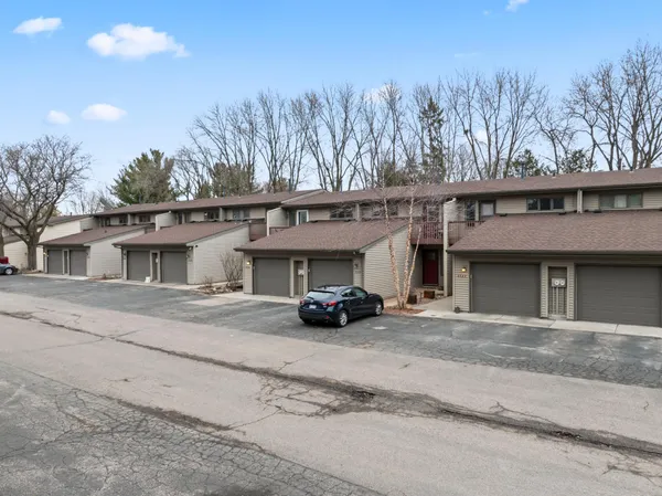 $259,900 | 1126 Highland Avenue, Northfield, MN 55057