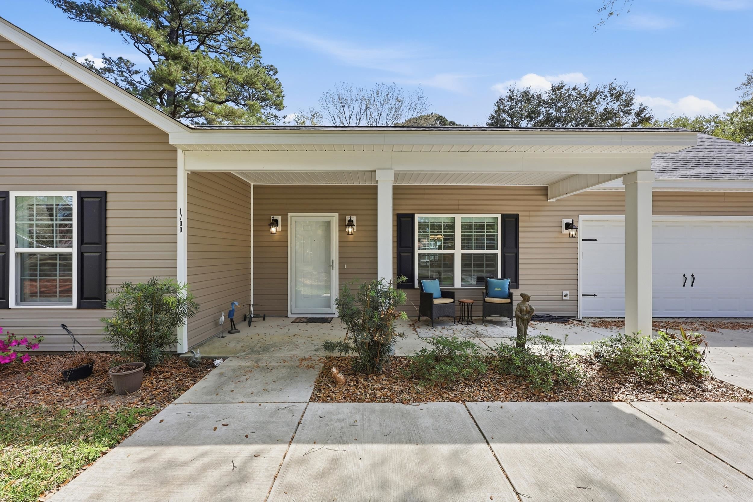 1700 Wren Street Georgetown, SC 29440 - Photo 3 of 25