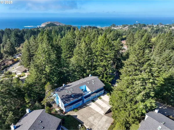 $280,000 | 1455 Seacrest Lane, Unit 3, Brookings, OR 97415