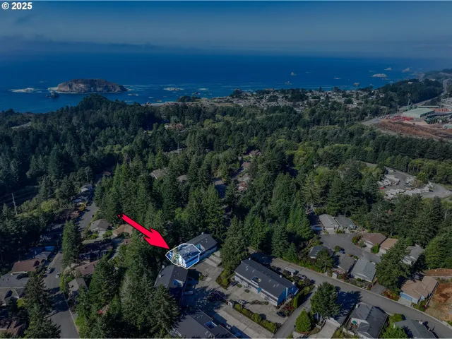 $280,000 | 1455 Seacrest Lane, Unit 3, Brookings, OR 97415