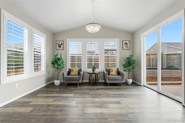 $925,000 | 68 Western Sky Circle, Longmont, CO 80501