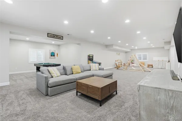 $925,000 | 68 Western Sky Circle, Longmont, CO 80501