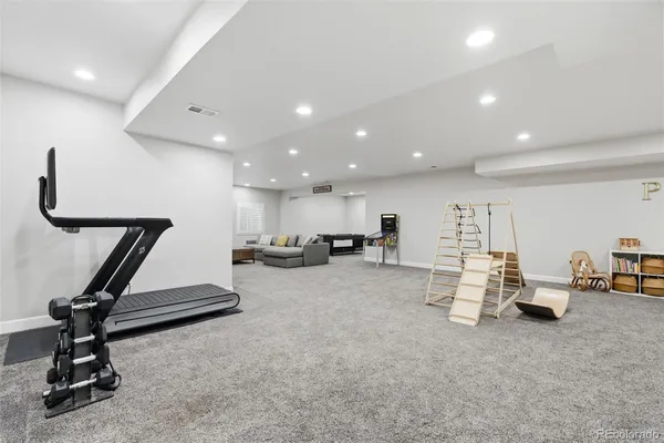 $925,000 | 68 Western Sky Circle, Longmont, CO 80501