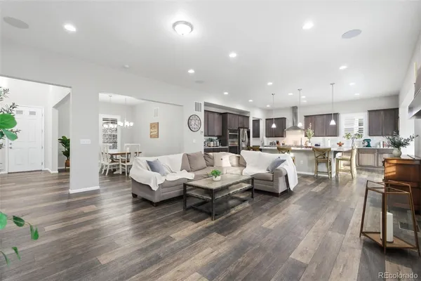 $925,000 | 68 Western Sky Circle, Longmont, CO 80501