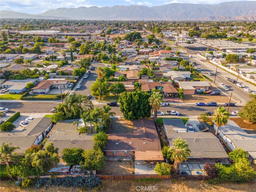 645 East King Street Rialto, CA 92376 - Photo 27 of 30