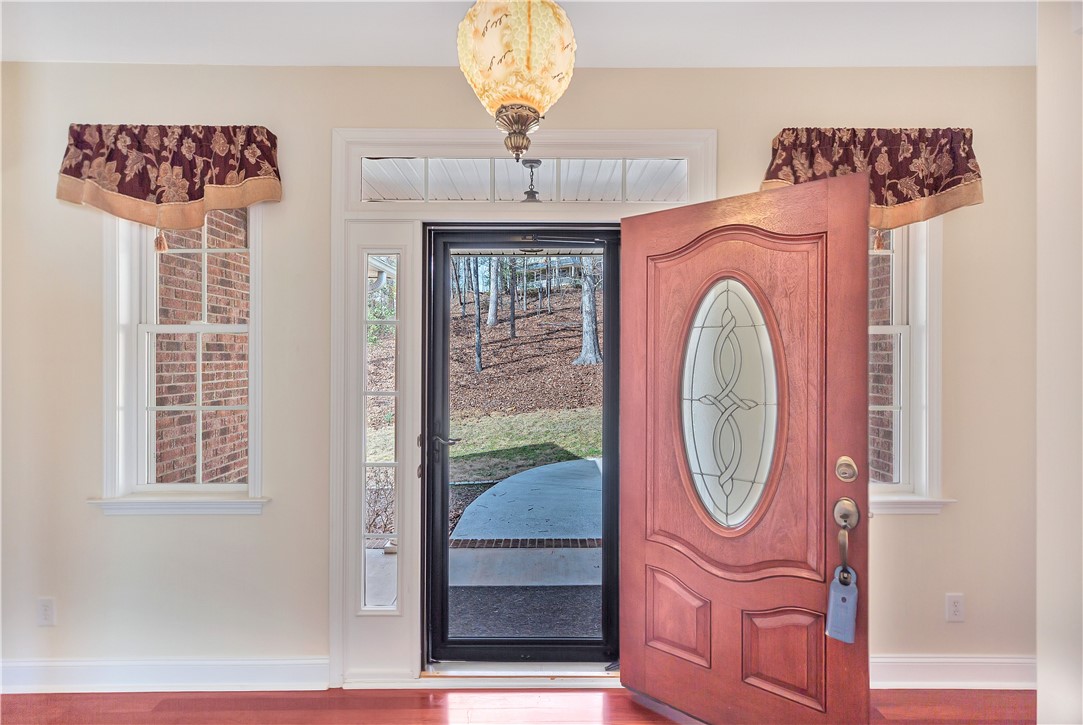 1432 Hunters Trail Anderson, SC 29625 - Photo 3 of 35 Enter through a distinctive front door to a welcoming foyer.
