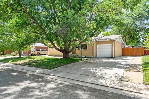 $593,000 | 6421 Iris Court, Arvada, CO 80004