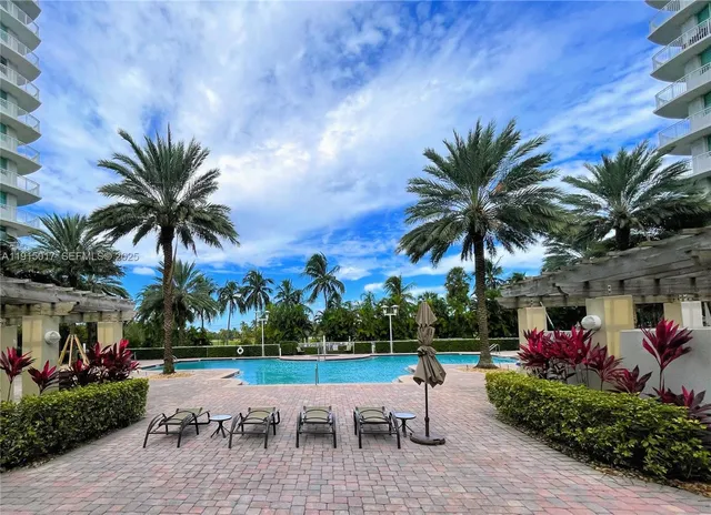 $4,500 | 1745 East Hallandale Beach Boulevard, Unit 1903W, Hallandale Beach, FL 33009