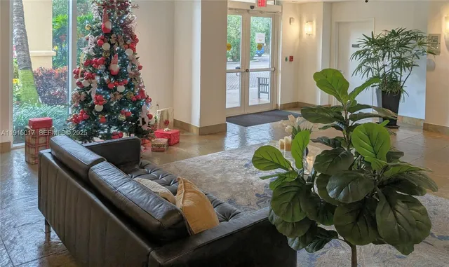 $4,500 | 1745 East Hallandale Beach Boulevard, Unit 1903W, Hallandale Beach, FL 33009