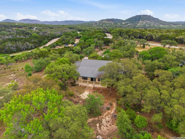 $630,000 | 292 Phillip Drive, Pipe Creek, TX 78063