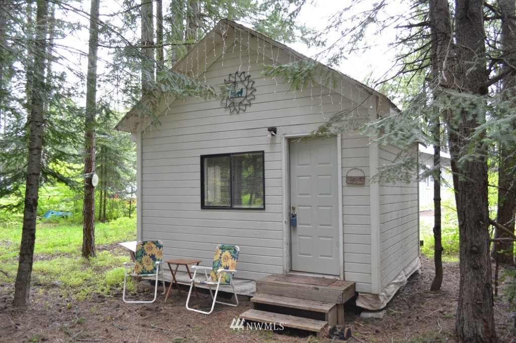 321 Bunker Road Ronald, WA 98940 - Photo 1 of 13 Gallery Image 1