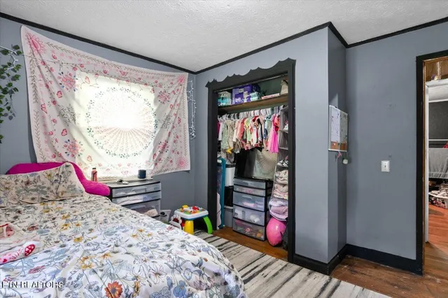 $330,000 | 330 Dilbeck Lane, Caryville, TN 37714