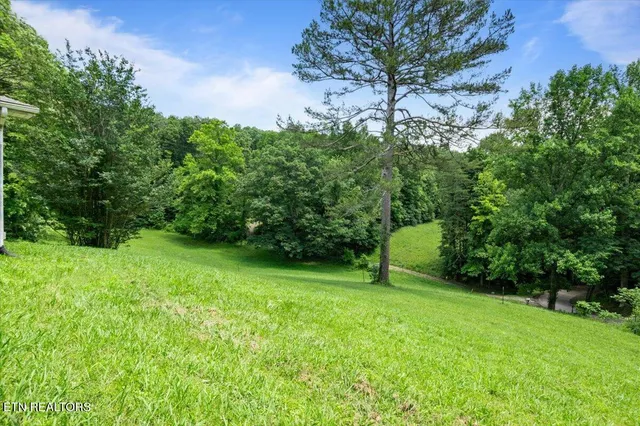 $330,000 | 330 Dilbeck Lane, Caryville, TN 37714