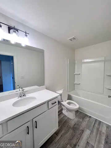 $1,950 | 116 North Auburn Landing Place, Auburn, GA 30011