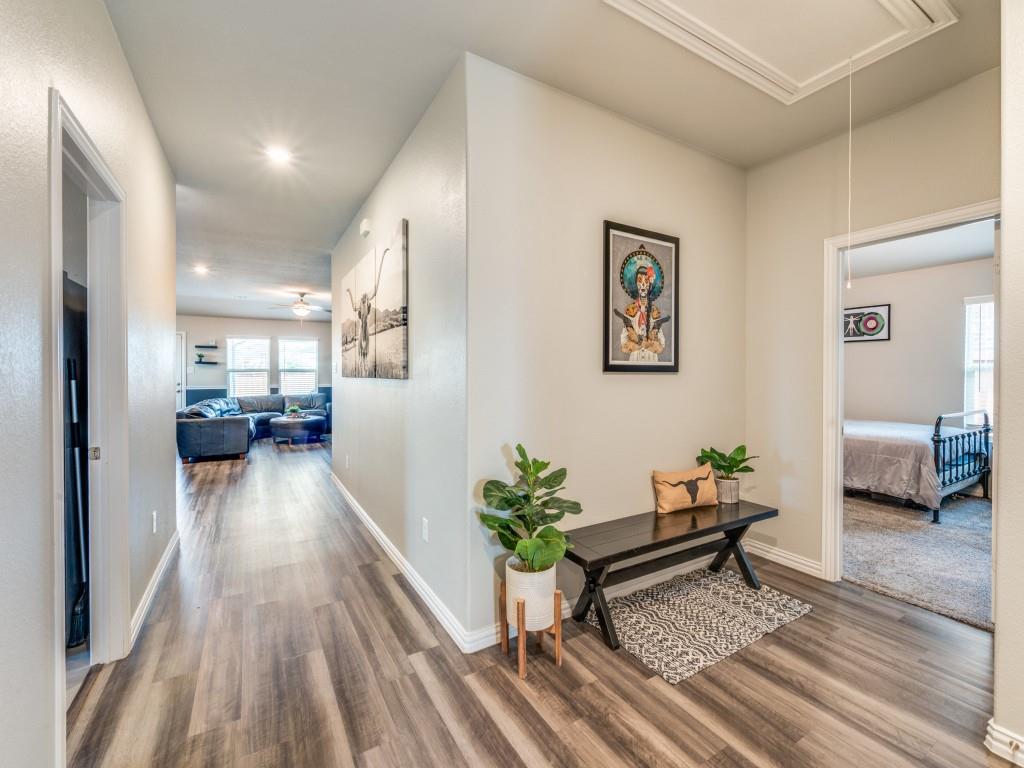 5616 Shannon Creek Road Fort Worth, TX 76126 - Photo 4 of 29