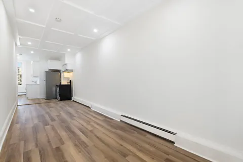 $2,800 | 606 1st Street, Unit 8, Hoboken, NJ 07030