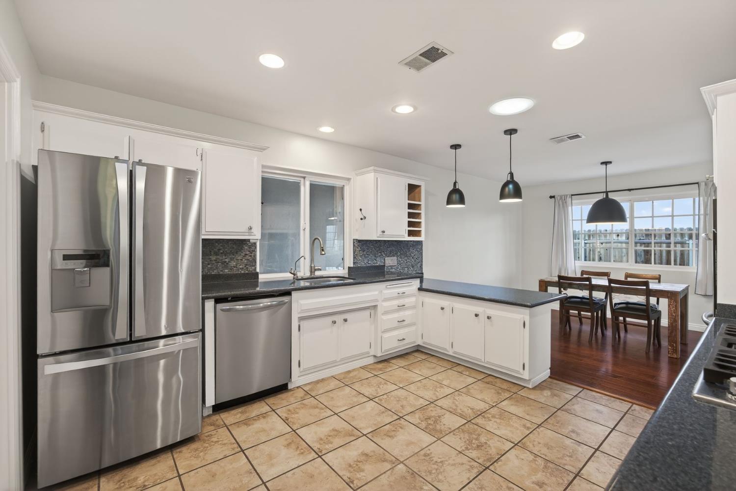 1918 Country Place Ojai, CA 93023 - Photo 19 of 36