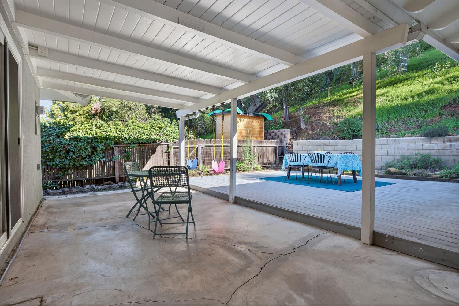 1918 Country Place Ojai, CA 93023 - Photo 31 of 36